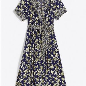 Draper James Miranda Wrap Dress. Navy with yellow flowers. XXL